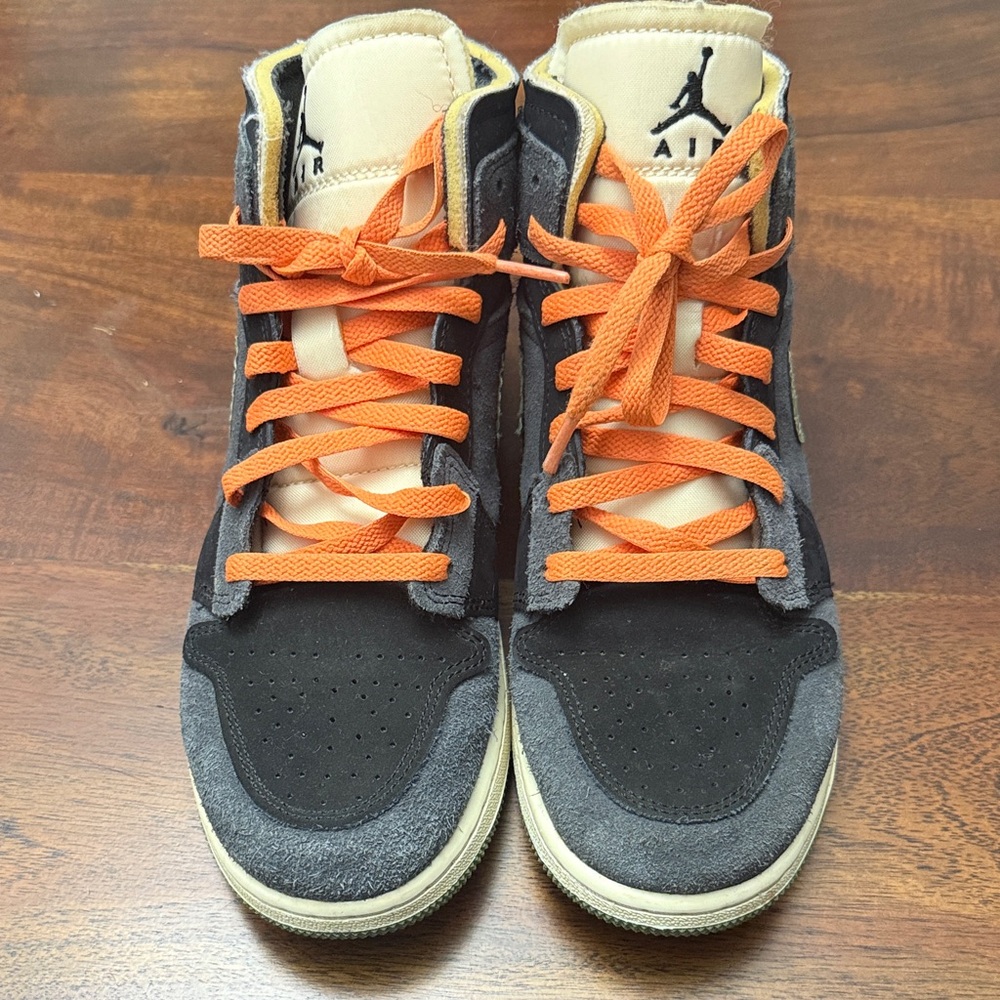 Jordan’s kids Black and Orange